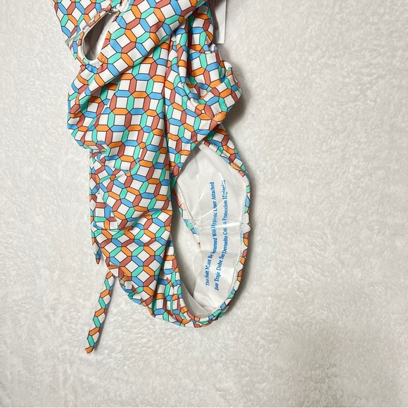 SHADE & SHORE Womens One Piece Deep V-neck Multi Geometric Print Medium 8/10 - Picture 5 of 12